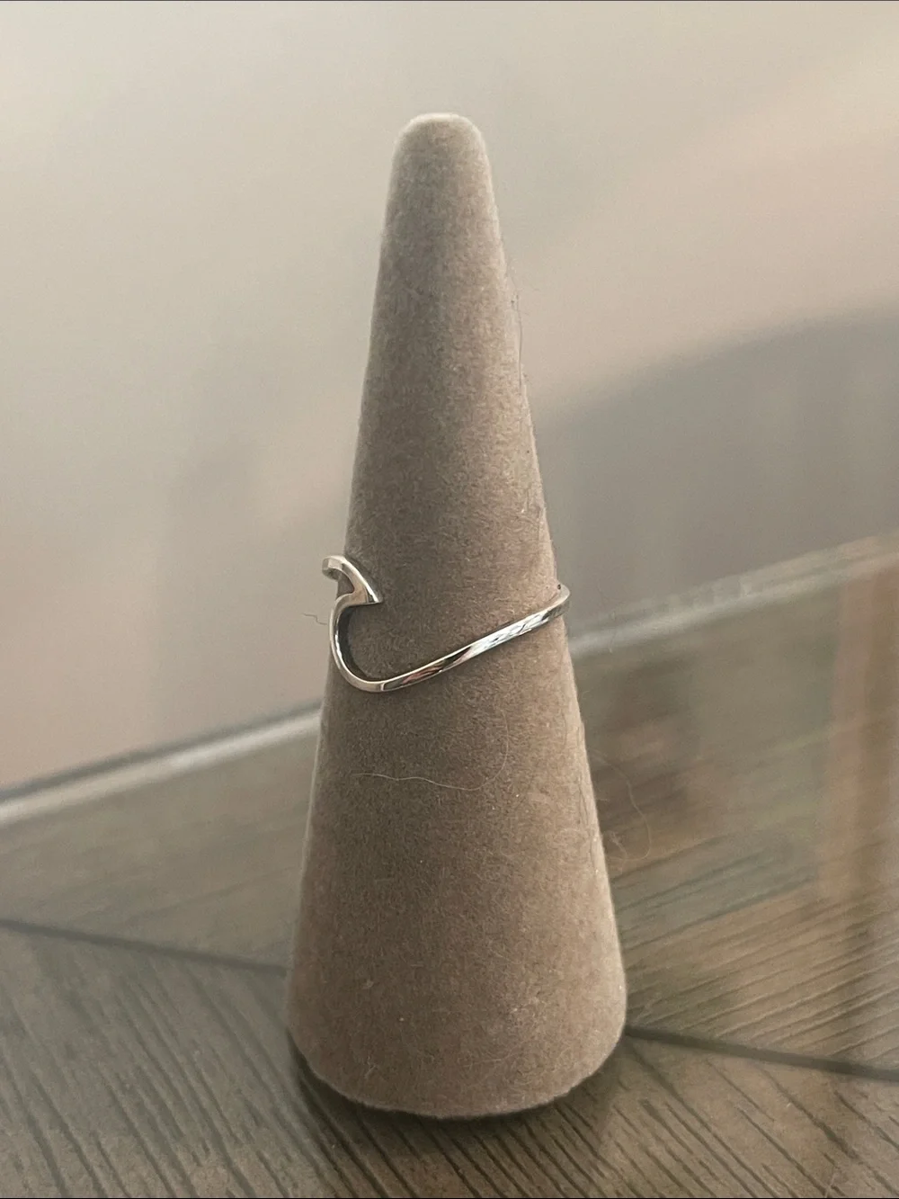 Vintage Sterling Silver Wave Ring - Size 8 1/4 approx